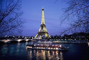 Romatische Städtereise Paris Bootstour Romatische Städtereise Paris Bootstour